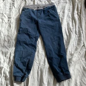 Boy’s Cat & Jack navy jogger-style pants. Excellent condition. Pull-on waistband